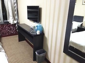 Qingdao Baifusheng Business Hotel Экстерьер фото